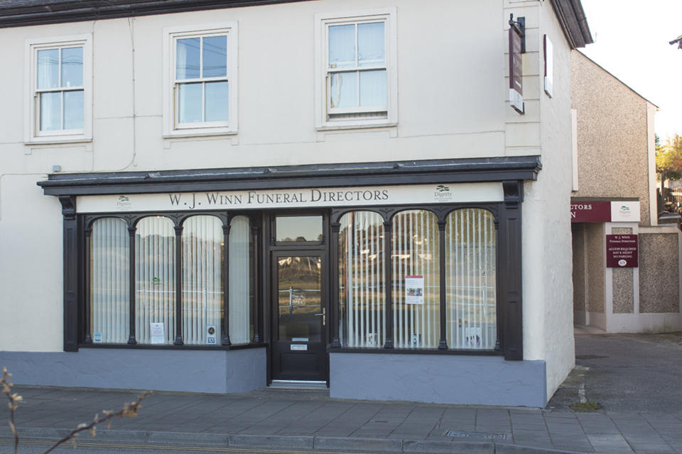 W J Winn Funeral Directors